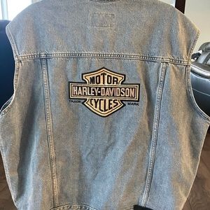 Harley Davidson tank top shirt jean